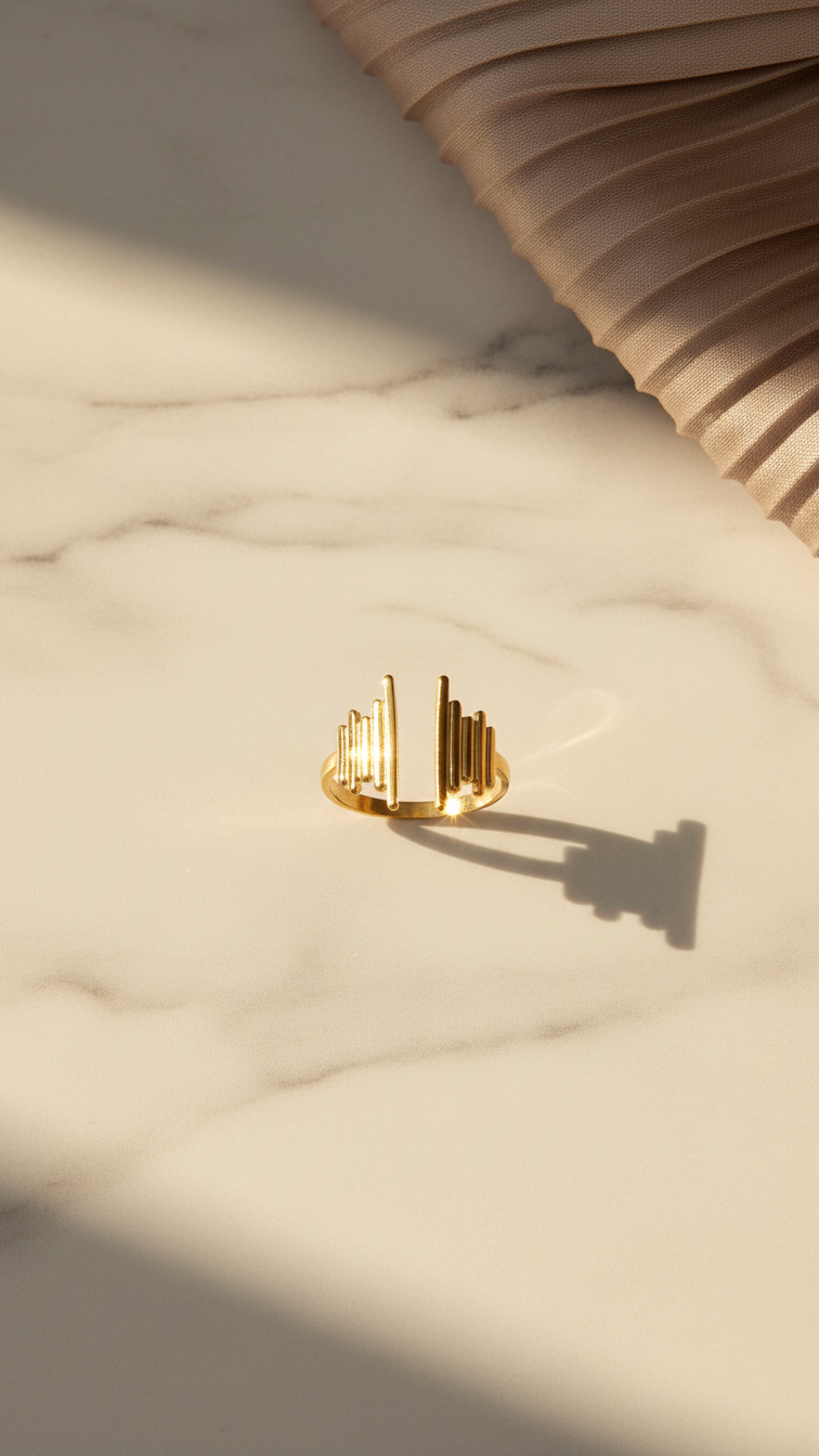 Nyra – Linear Open Statement Ring