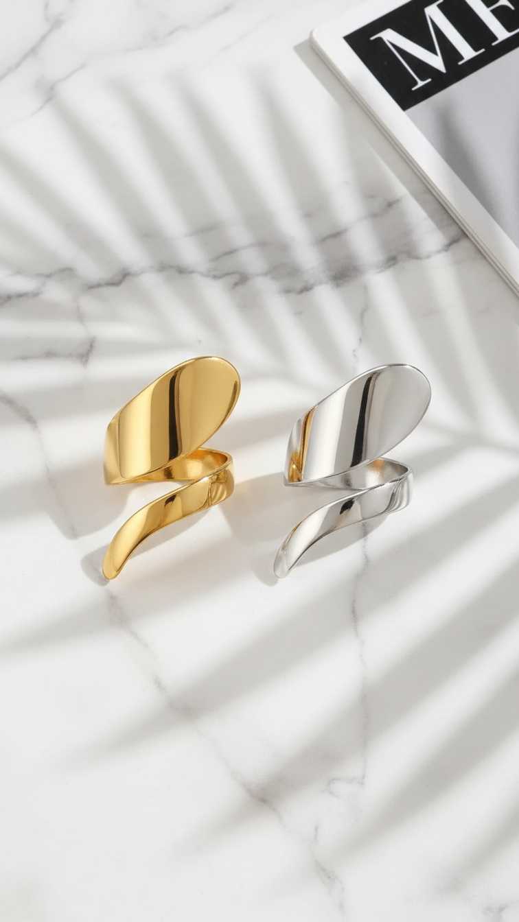 Nyomi – Sculpted Twist Open Ring Set Of Two