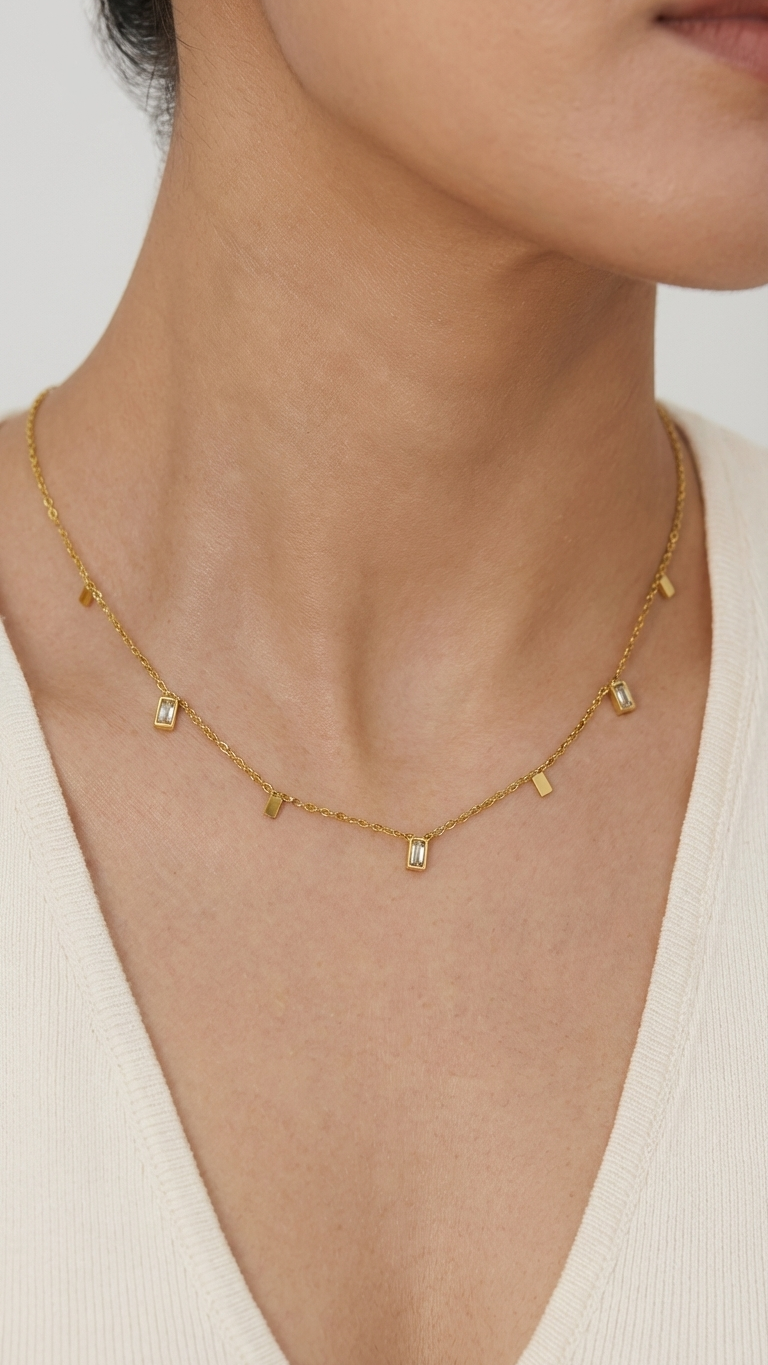 Avelyn – Geometric Muse Gold Necklace