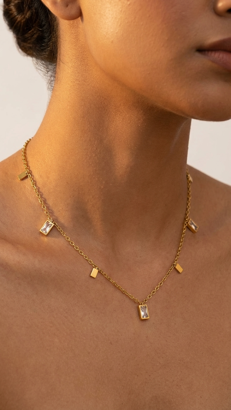 Avelyn – Geometric Muse Gold Necklace