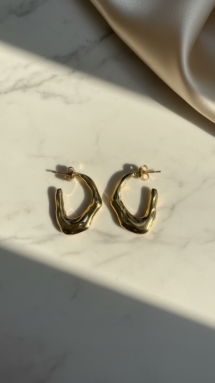 Neriah – Sculpted Flow Hoops