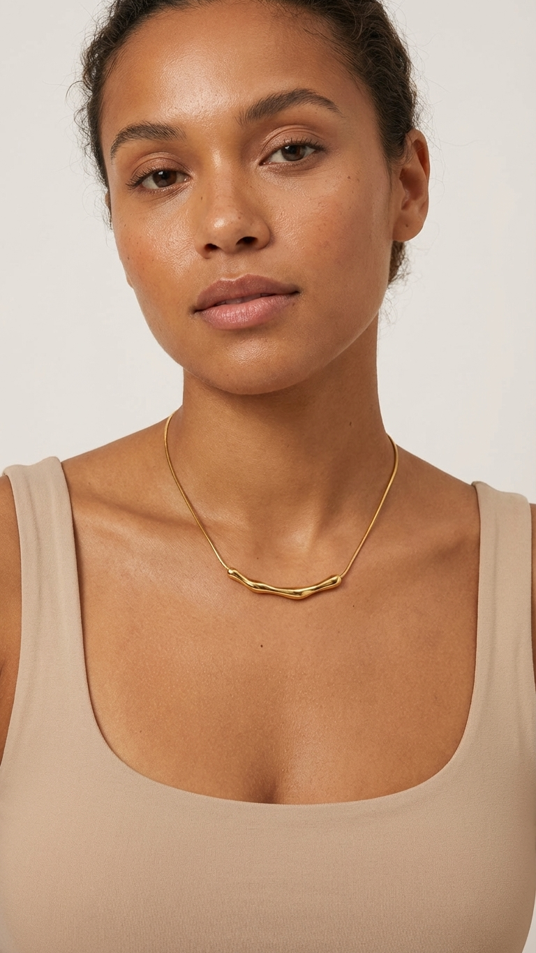 Aloura – Sculpted Arc Elegance Necklace