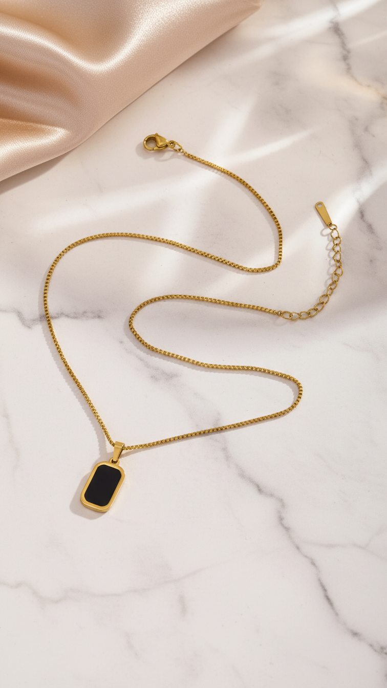 Noir – Black Geometric Pendant Necklace