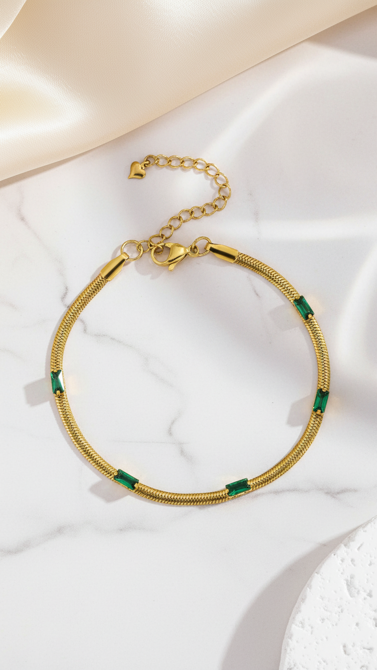 Zeyra Wrap – Emerald Kiss Snake Chain Bracelet