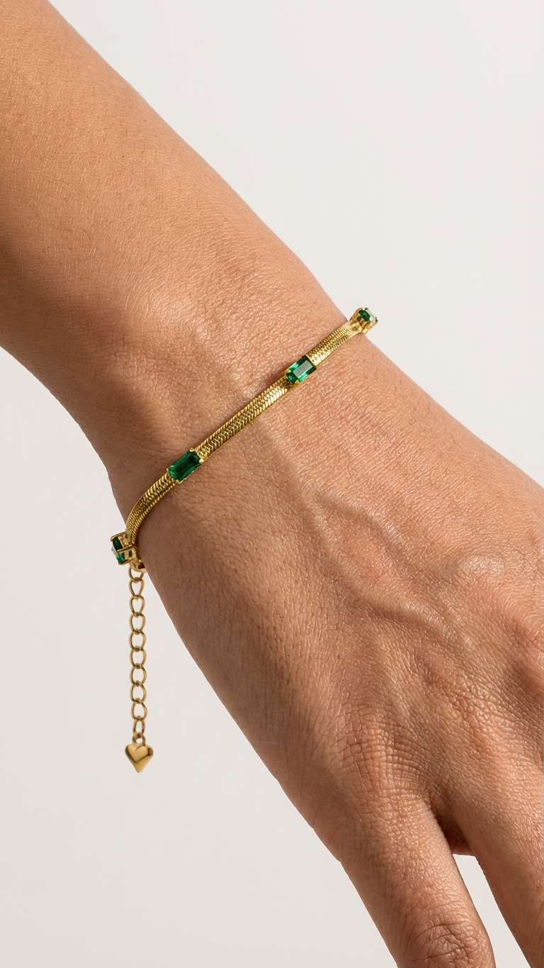 Zeyra Wrap – Emerald Kiss Snake Chain Bracelet