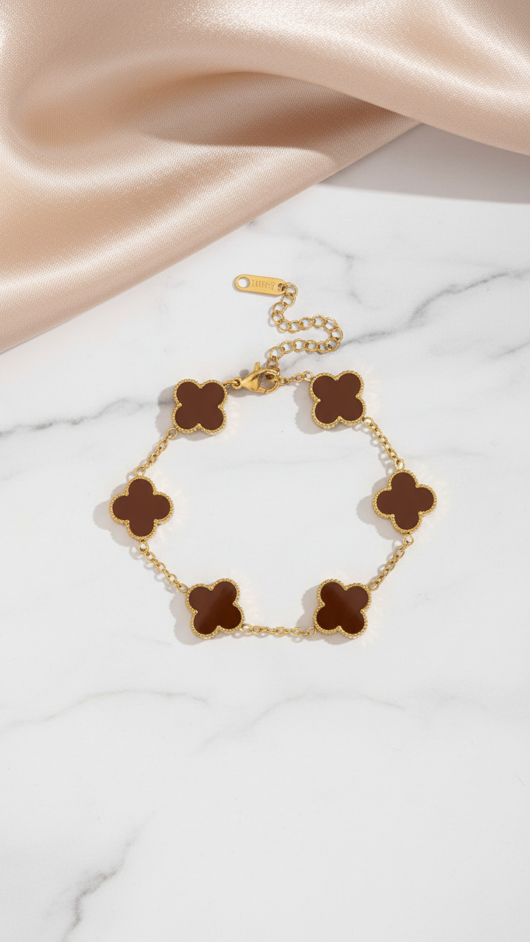 Sienna – Brown Clover Emblem Bracelet