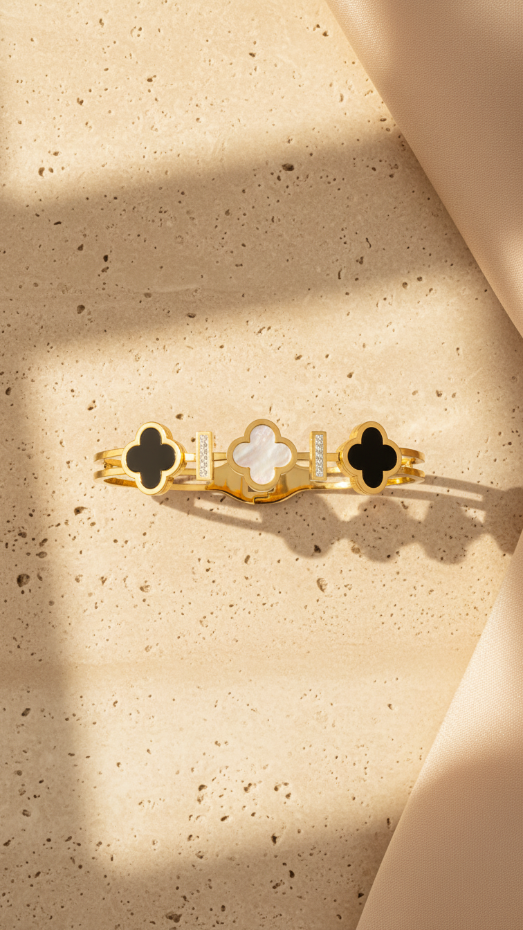 Seraphina – Triple Clover Mother of Pearl Bracelet