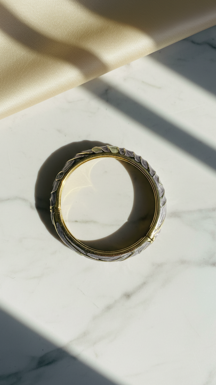 ONYX – The Grey Marble Enamel Gold Bangle