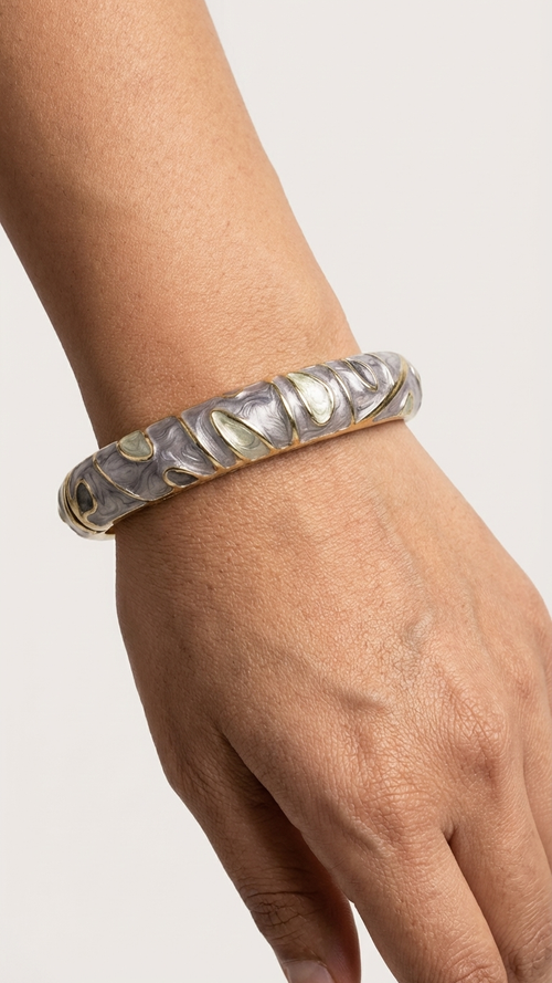 ONYX – The Grey Marble Enamel Gold Bangle