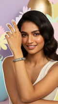 ONYX – The Grey Marble Enamel Gold Bangle