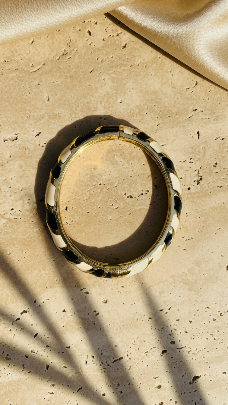 MONARQUE – The Black & White Enamel Gold Bangle