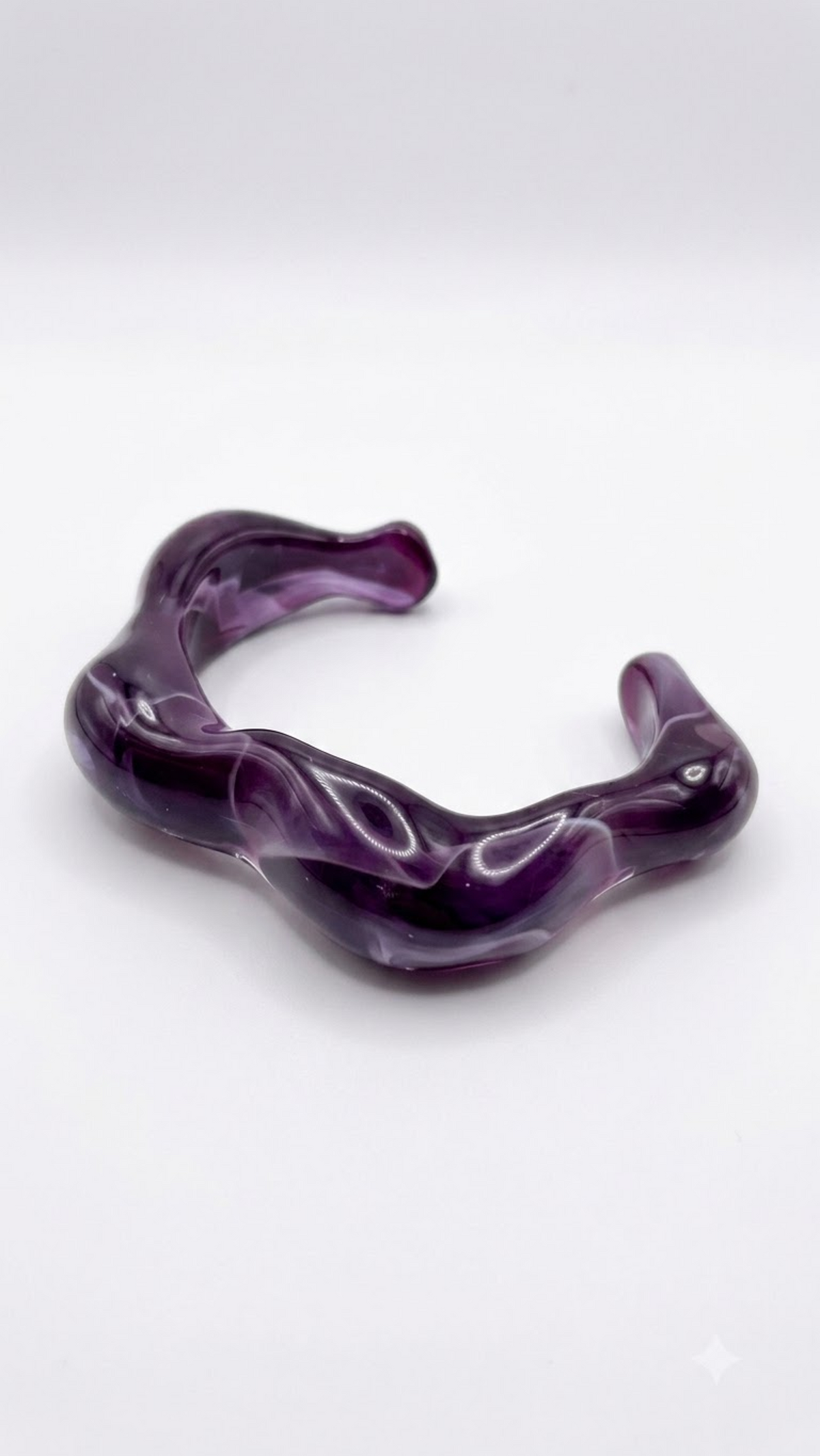 AMARA WAVE – The Violet Reverie