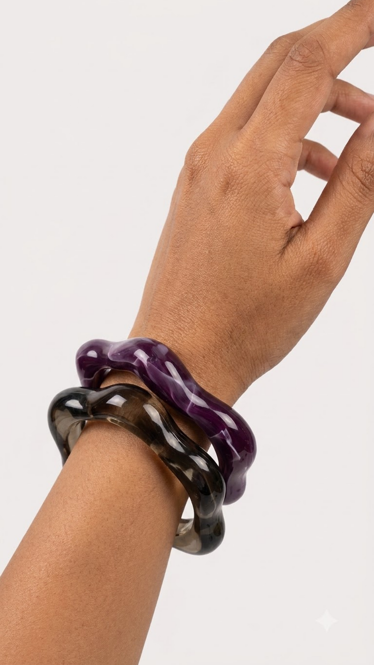 Veyra – Sculpted Resin Statement Wave Cuff