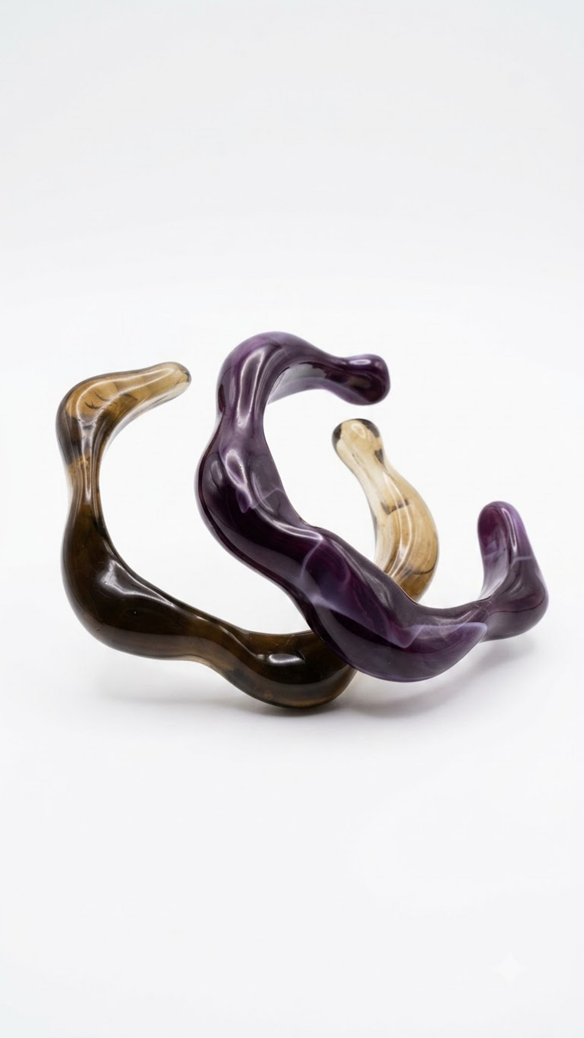 Veyra – Sculpted Resin Statement Wave Cuff