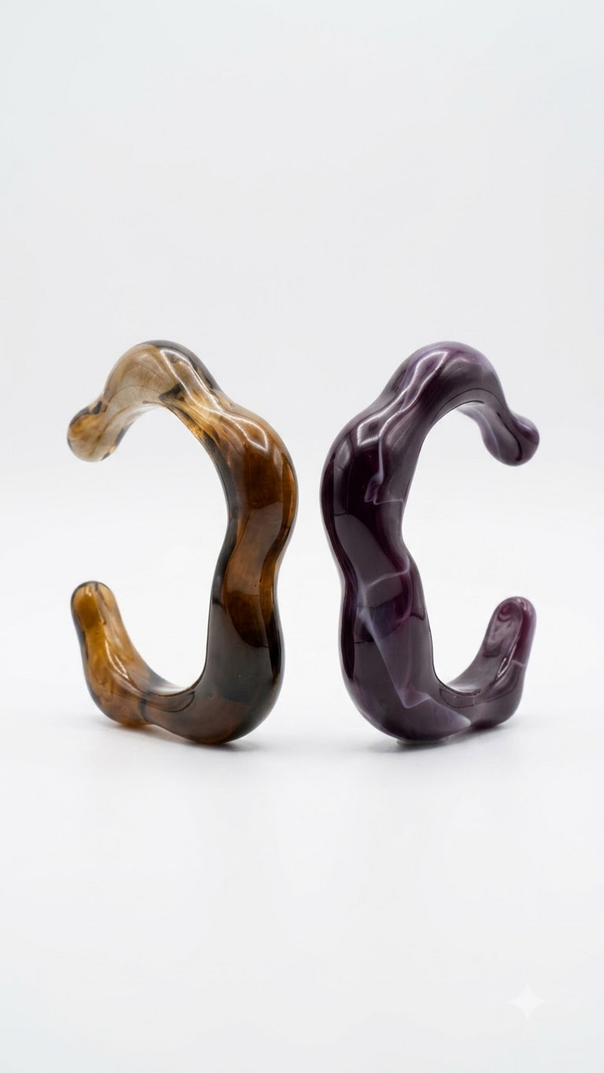Veyra – Sculpted Resin Statement Wave Cuff